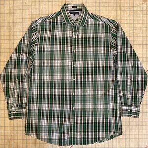 Tommy Hilfiger plaid classic men’s shirt size M, 15 1/2” 32-33